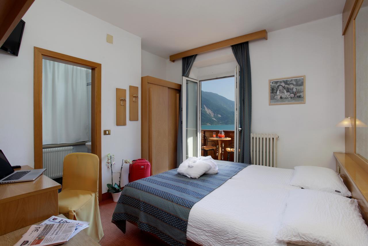 מולבנו Hotel Olympia מראה חיצוני תמונה